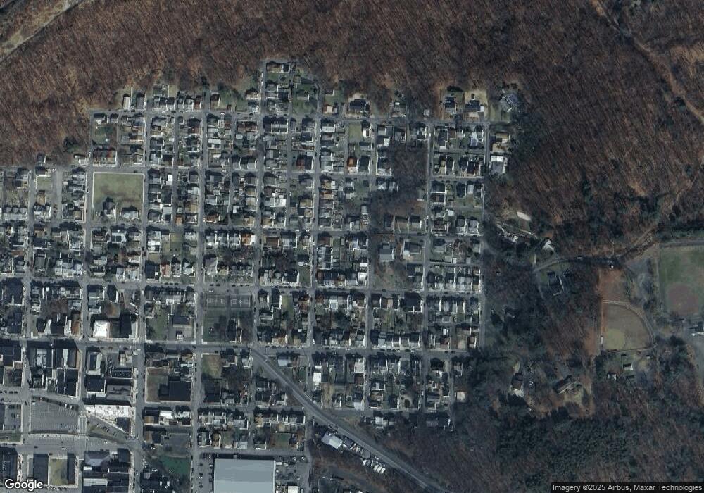 818 E Cameron St, Shamokin, PA 17872 - photo 1