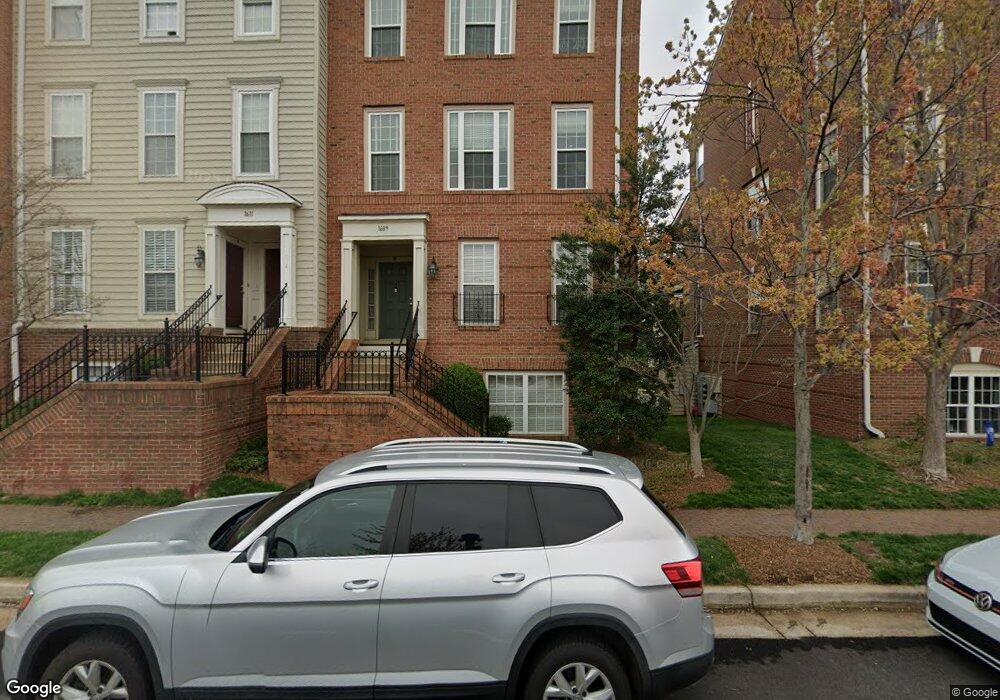 1609 Potomac Greens Drive B unit 84, Alexandria, VA 22314 - photo 1