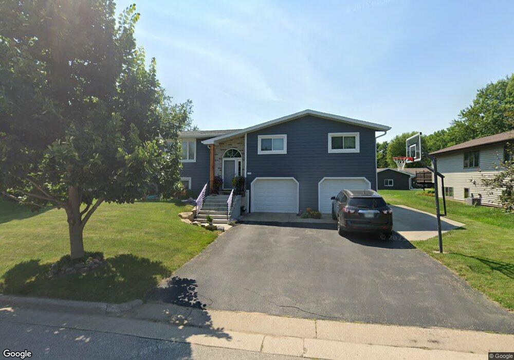 1310 Juniper St, La Crescent, MN 55947 - photo 1
