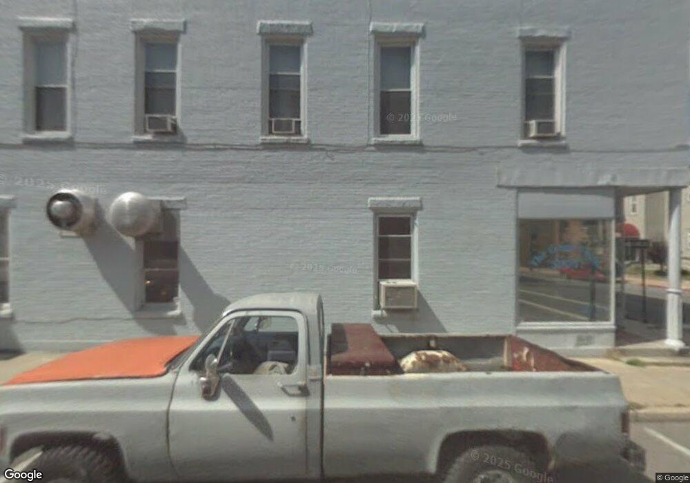 143 E Antietam St, Hagerstown, MD 21740 - photo 1