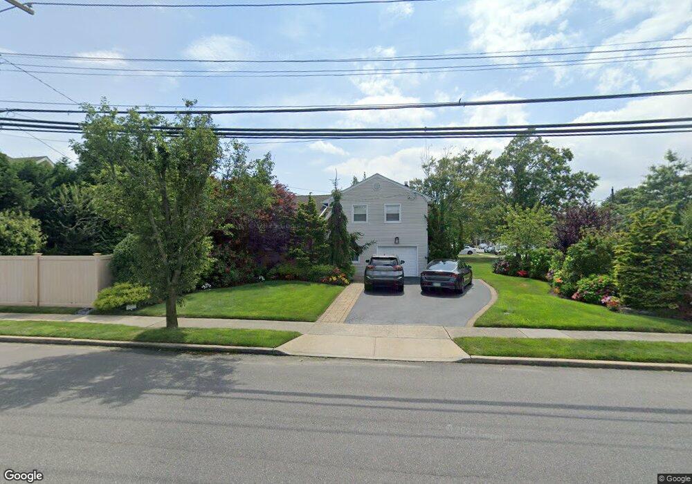 2810 Hewlett Ave, Merrick, NY 11566 - photo 1