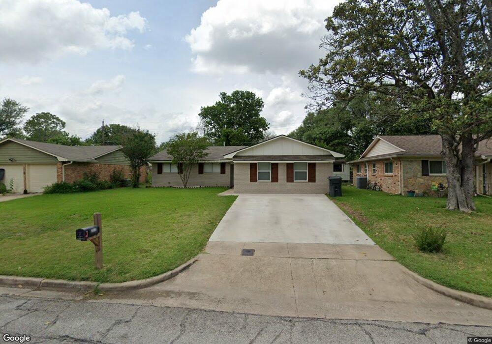 3413 Lisbon Dr, Waco, TX 76706 - photo 1