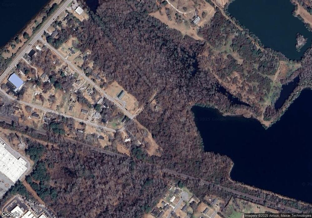 2631 Ashland Ave, New Bern, NC 28560 - photo 1