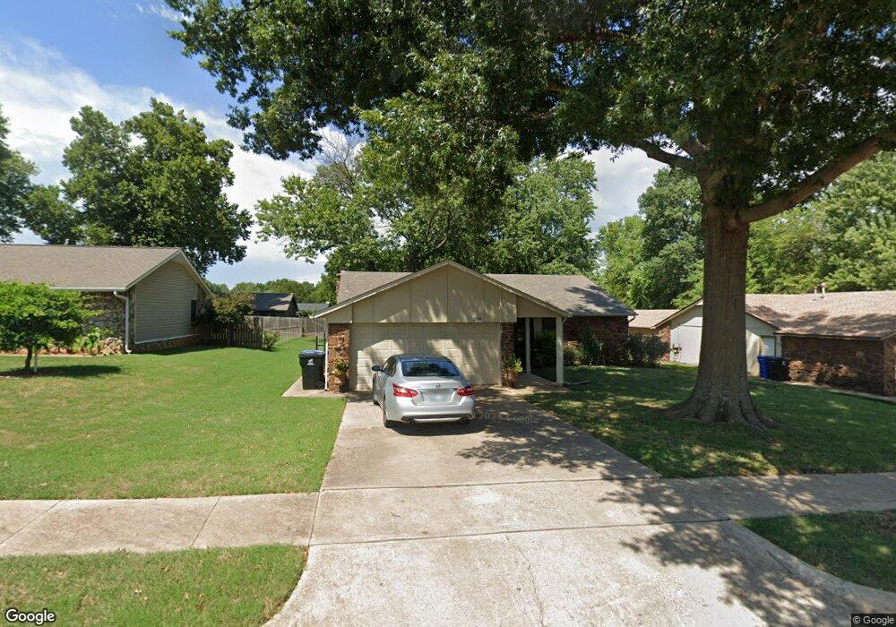 204 W Los Angeles Place, Broken Arrow, OK 74011 - photo 1