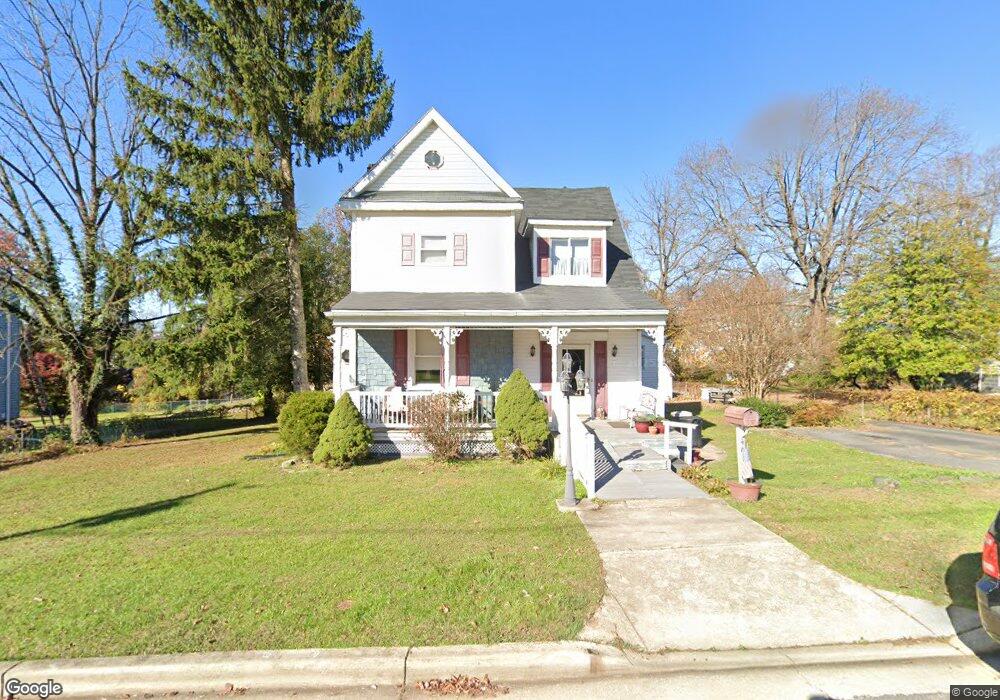 4610 Linden Ave, Halethorpe, MD 21227 - photo 1