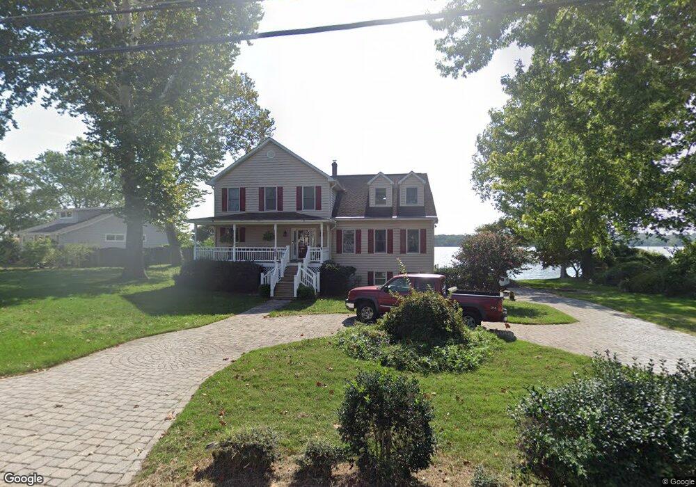 1611 Cliff Dr, Edgewater, MD 21037 - photo 1