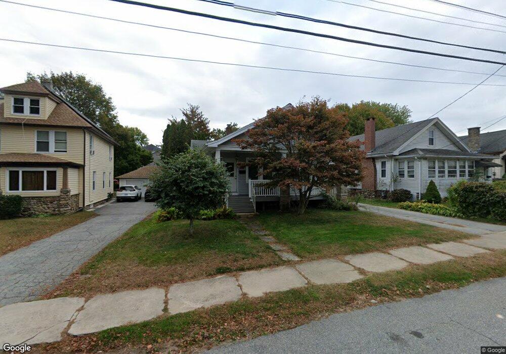 94 School St, New London, CT 06320 - photo 1