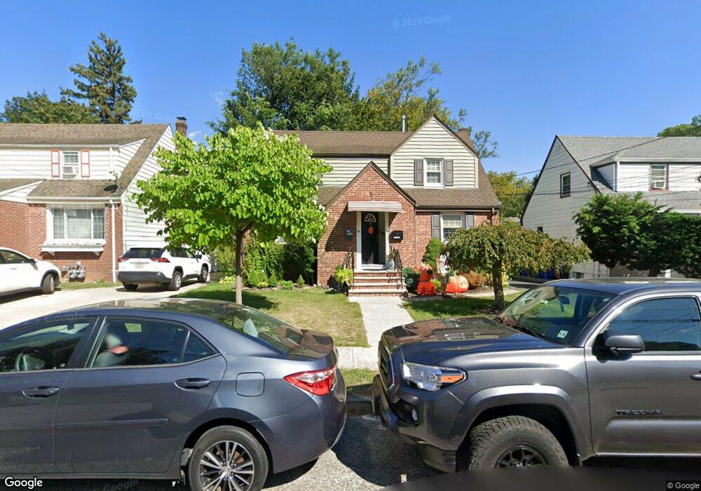 3-33 31st St unit 2nd flr, Fair Lawn, NJ 07410 - photo 1