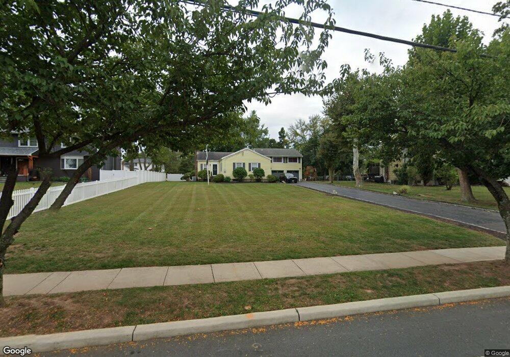 31 Morris Ave, Piscataway, NJ 08854 - photo 1