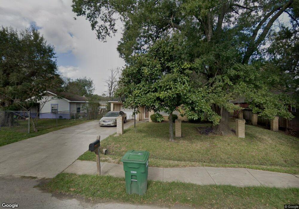 6917 Peyton St, Houston, TX 77028 - photo 1