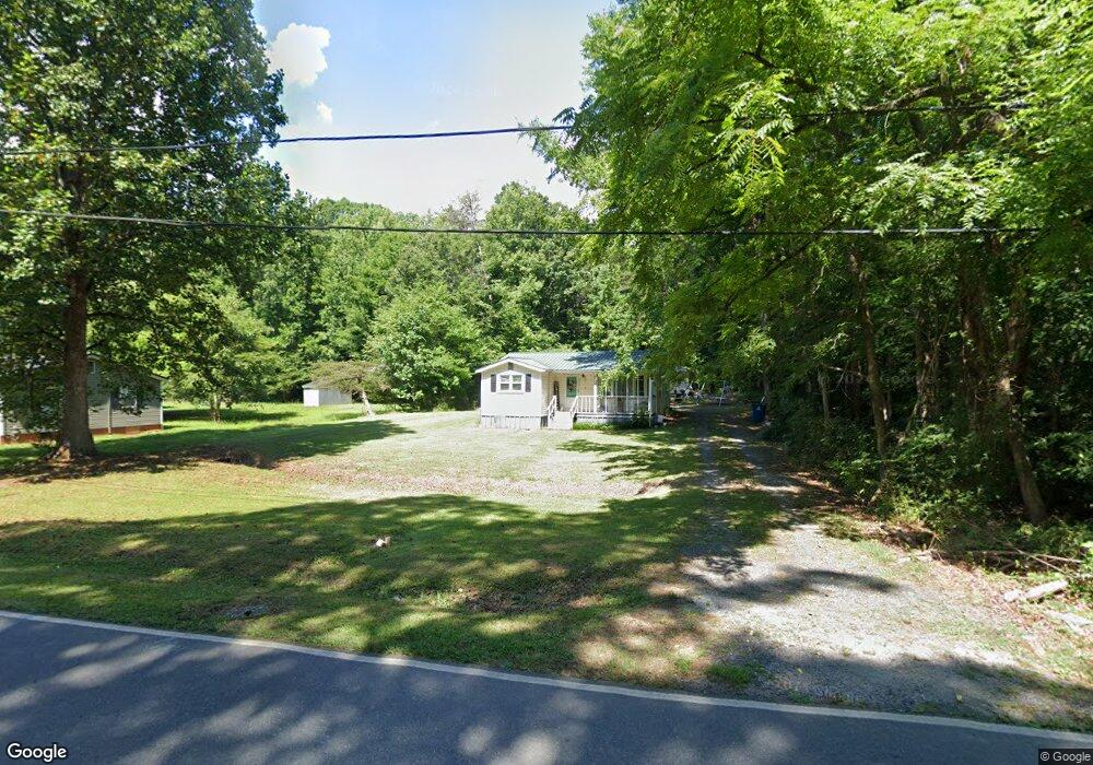 2070 Brooklyn Ave, Ramseur, NC 27316 - photo 1