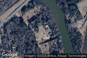 25 River Rd, Reynolds, GA 31076