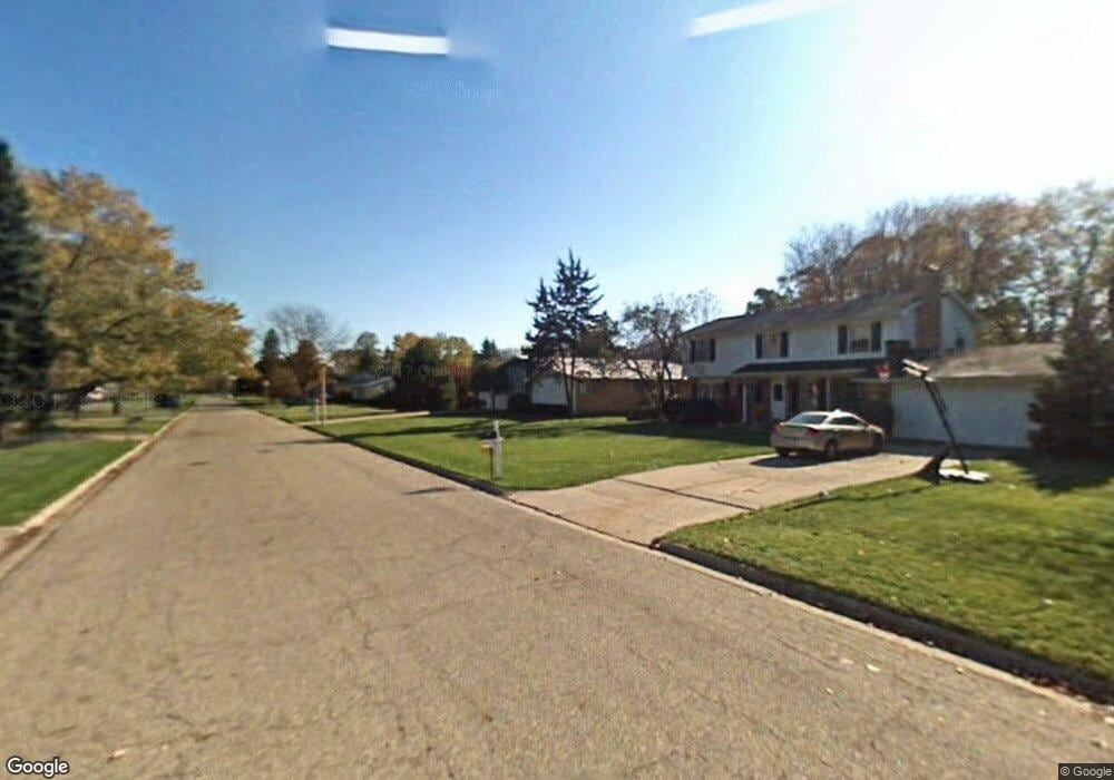 4411 Appletree Ln, Lansing, MI 48917 - photo 1