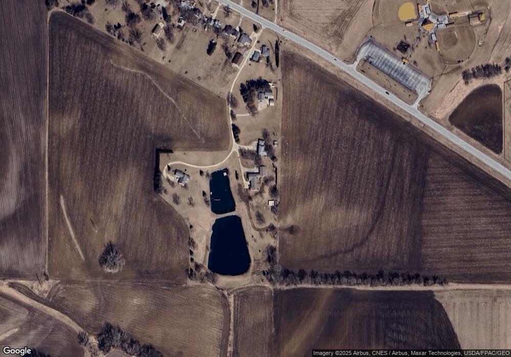 5911 W Kimberly Rd, Davenport, IA 52806 - photo 1