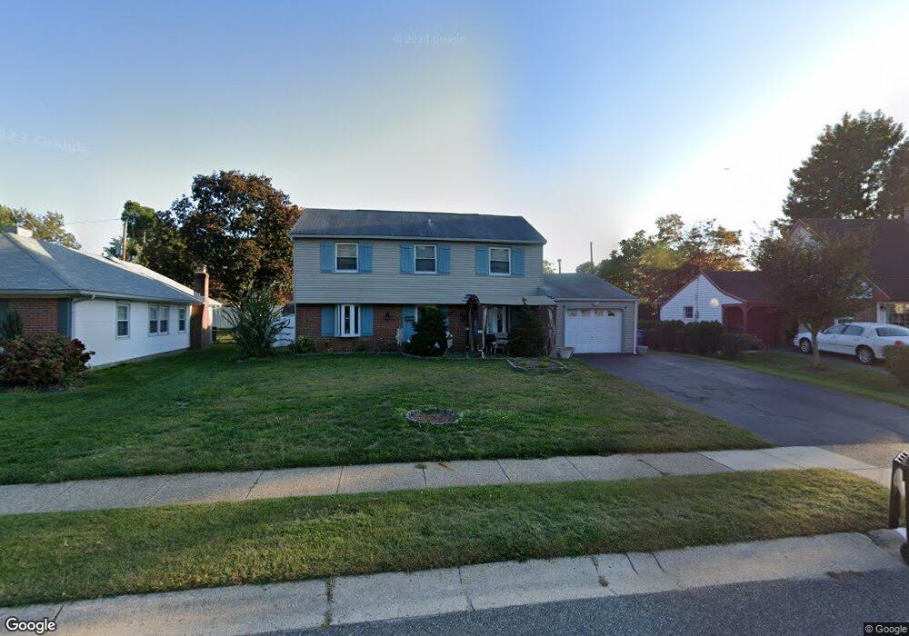 131 Pennypacker Dr, Willingboro, NJ 08046 - photo 1