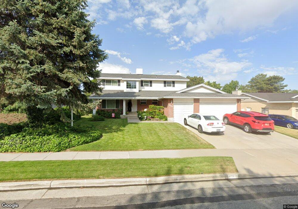 8724 Piper Ln, Sandy, UT 84093 - photo 1