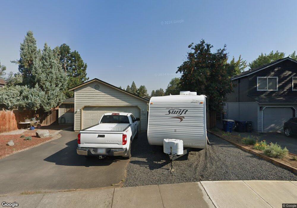 1755 NE Bear Creek Rd, Bend, OR 97701 - photo 1