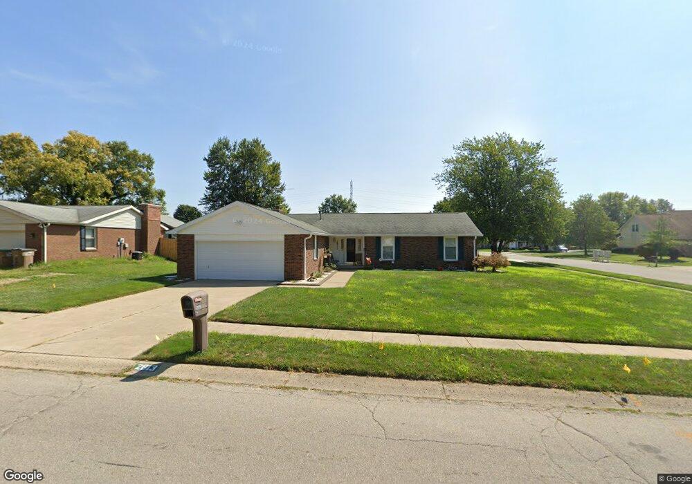 2813 Fox Pointe Dr, Columbus, IN 47203 - photo 1