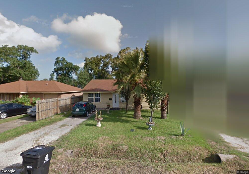 13433 Vicksburg St, Houston, TX 77015 - photo 1