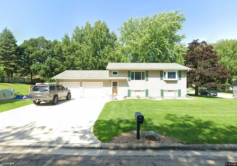 1625 Bunker Hill Rd, Albert Lea, MN 56007 - photo 1