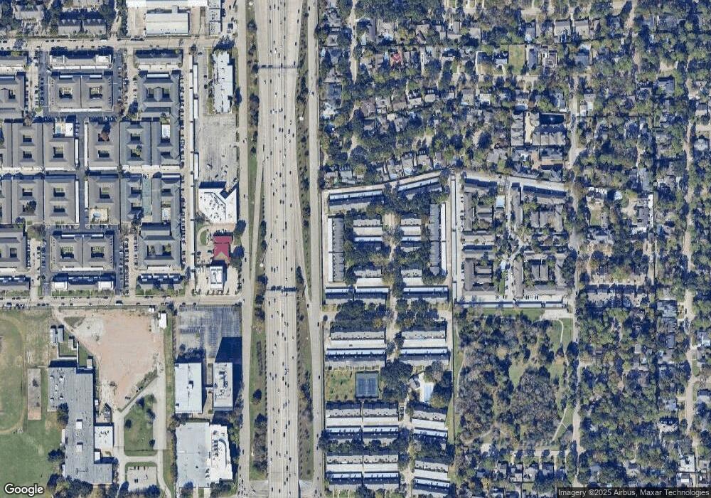 10344 Longmont Dr unit 7, Houston, TX 77042 - photo 1