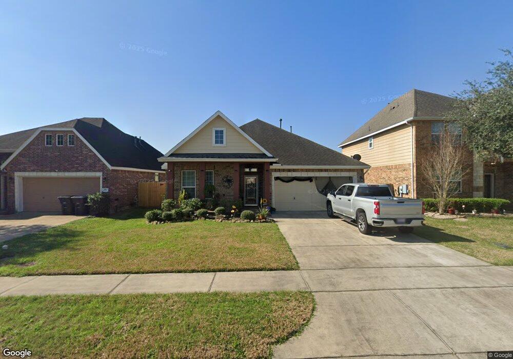 953 Jennifer St, Alvin, TX 77511 - photo 1
