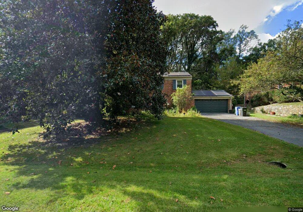 7820 English Way, Bethesda, MD 20817 - photo 1