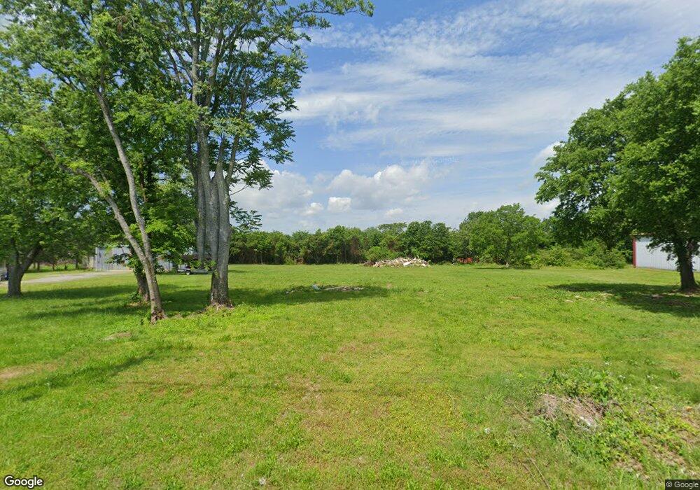 211 Anthony Ln, Shelbyville, TN 37160 - photo 1