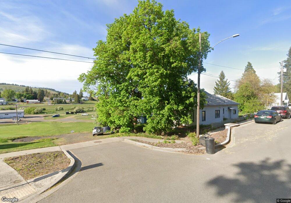 148 N Howard St, Tekoa, WA 99033 - photo 1