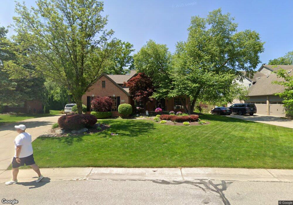 4079 Arcadia Dr, Auburn Hills, MI 48326 - photo 1