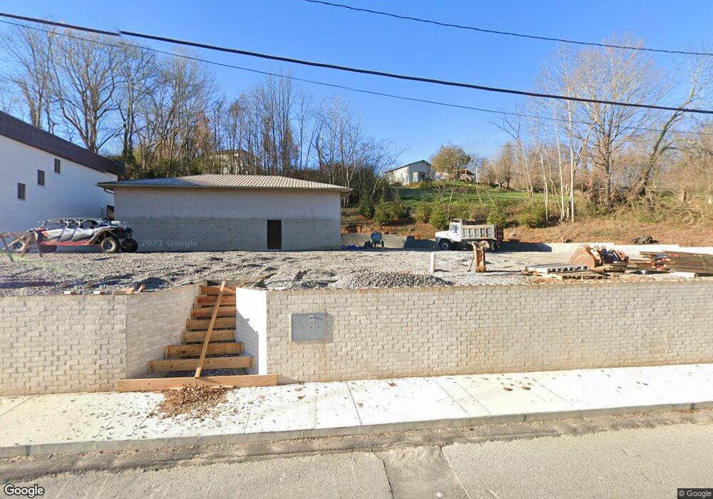 242 Durham St, McMinnville, TN 37110 - photo 1