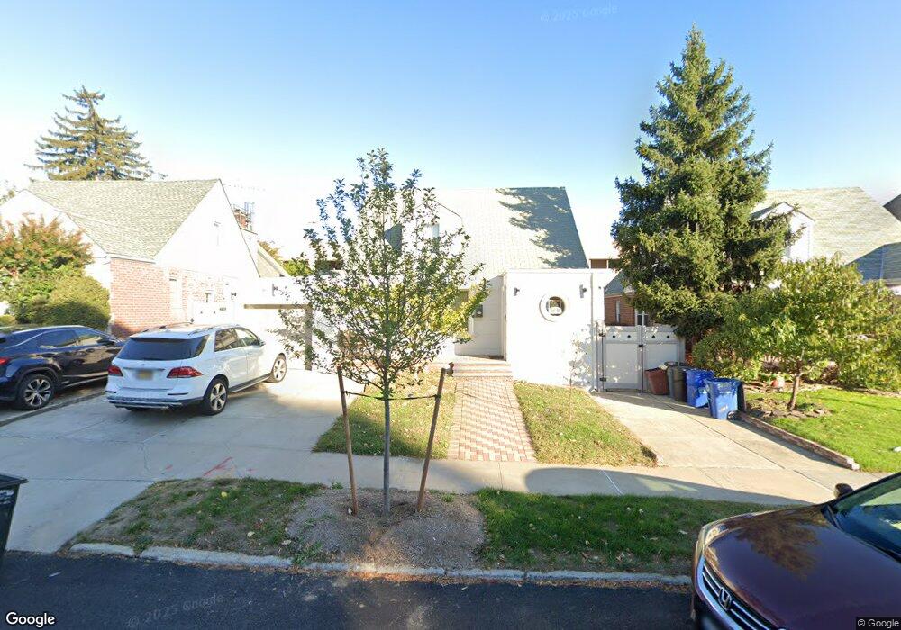 17637 80th Rd, Jamaica, NY 11432 - photo 1