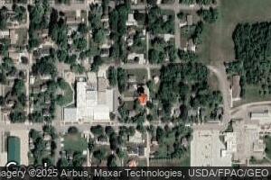 105 S Oak St, Hendricks, MN 56136