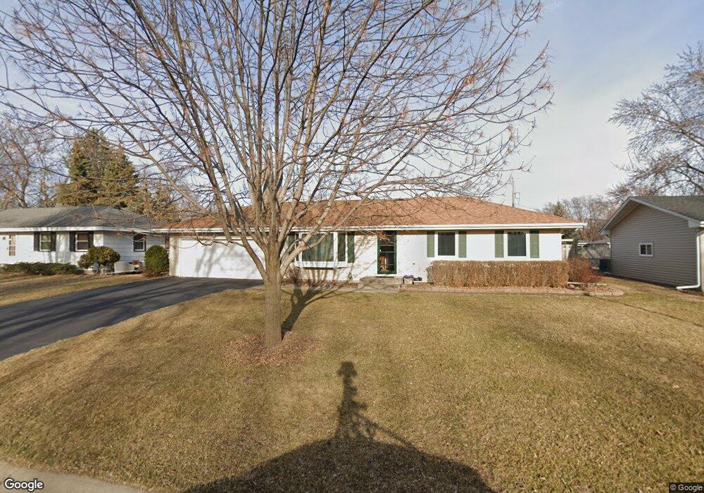9384 Valley Forge Ln N, Maple Grove, MN 55369 - photo 1