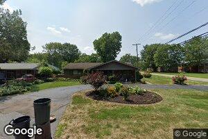 2665 Penna Dr, West Bloomfield, MI 48324