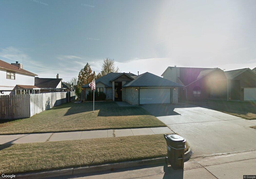 1508 NE 26th St, Moore, OK 73160 - photo 1