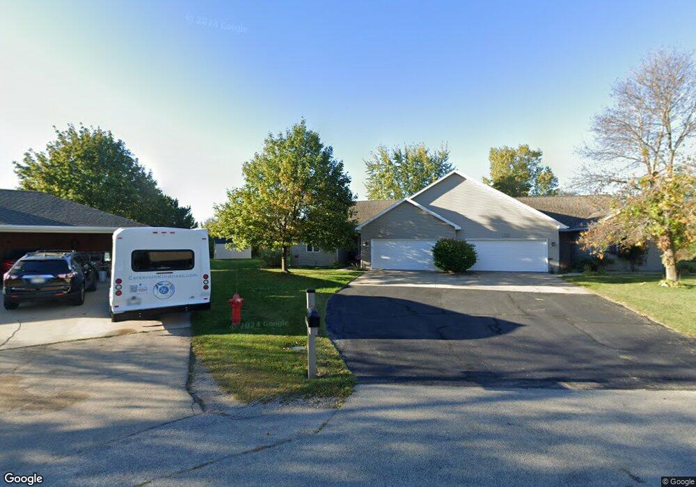 N501 Kingfisher Ct, Appleton, WI 54915 - photo 1