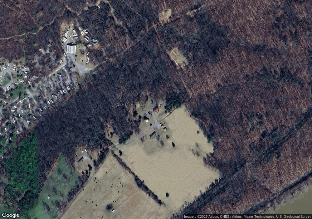 4060 Younker Ln, Hancock, MD 21750 - photo 1