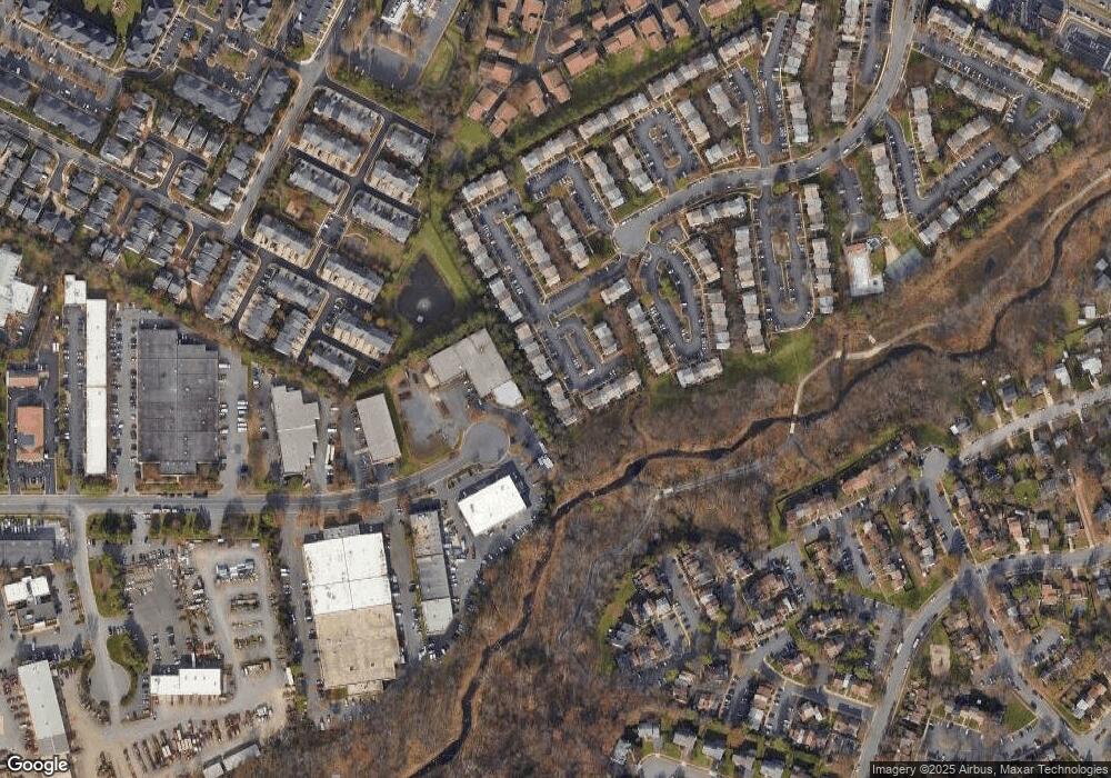 4163 Pleasant Meadow Ct, Chantilly, VA 20151 - photo 1