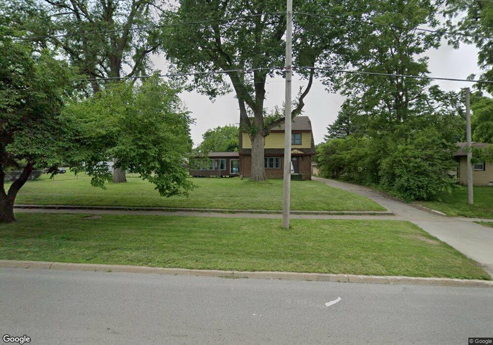 2914 E 29th St, Des Moines, IA 50317 - photo 1