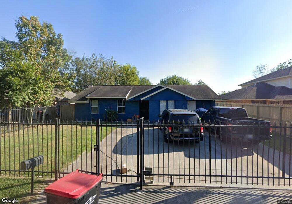 915 Francitas Dr, Houston, TX 77038 - photo 1