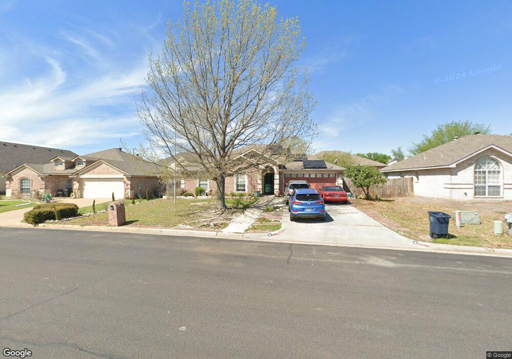 129 Willow Creek Dr, Weatherford, TX 76085 - photo 1