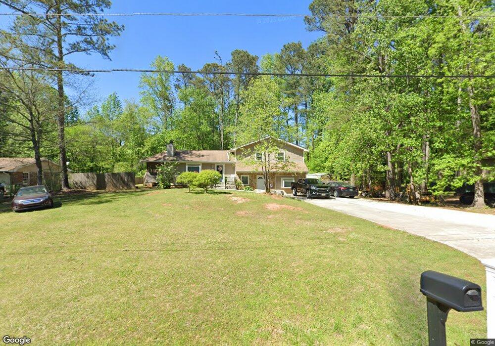 179 Pine Hill Dr, Carrollton, GA 30116 - photo 1