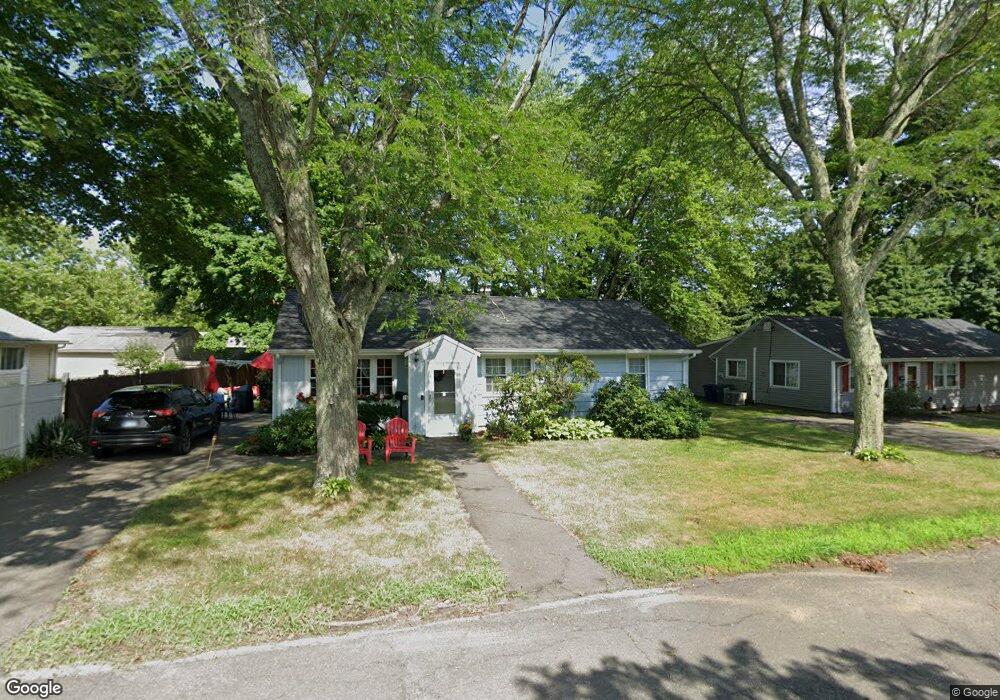 76 Daniel Dr, Bridgeport, CT 06606 - photo 1