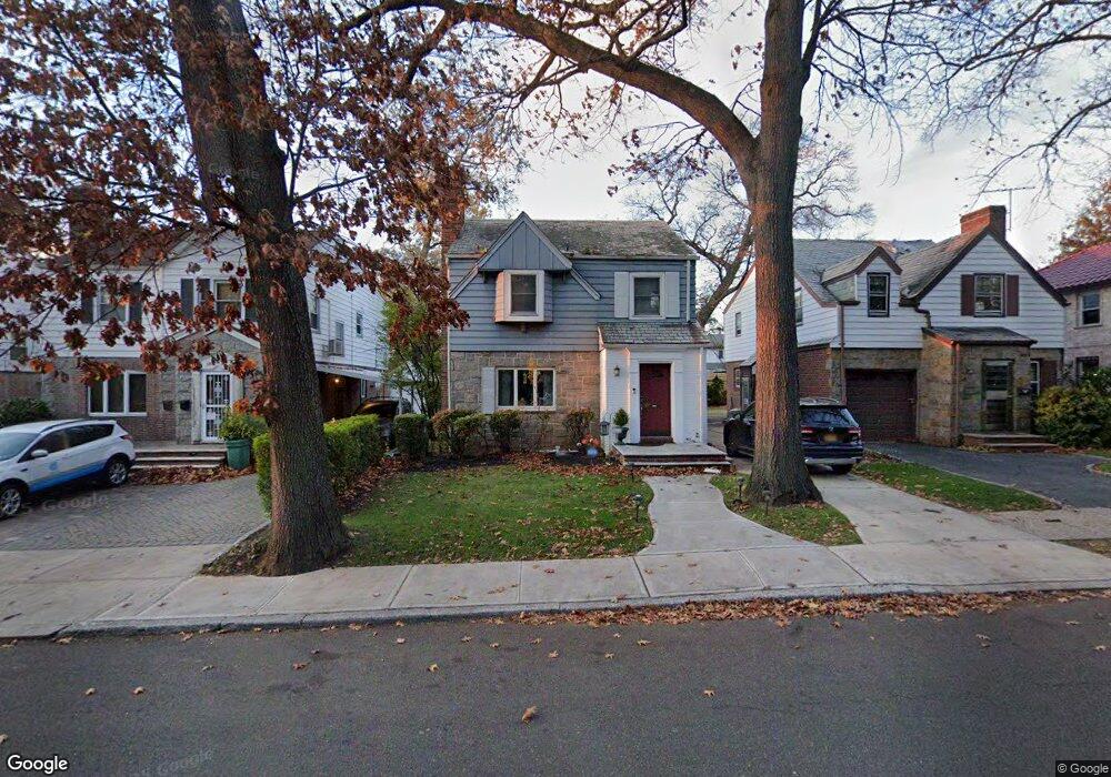 18641 Grand Central Pkwy, Jamaica, NY 11432 - photo 1