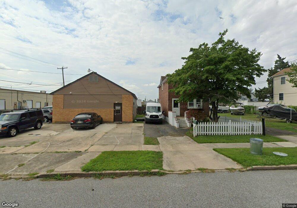 510 Front St, Essington, PA 19029 - photo 1