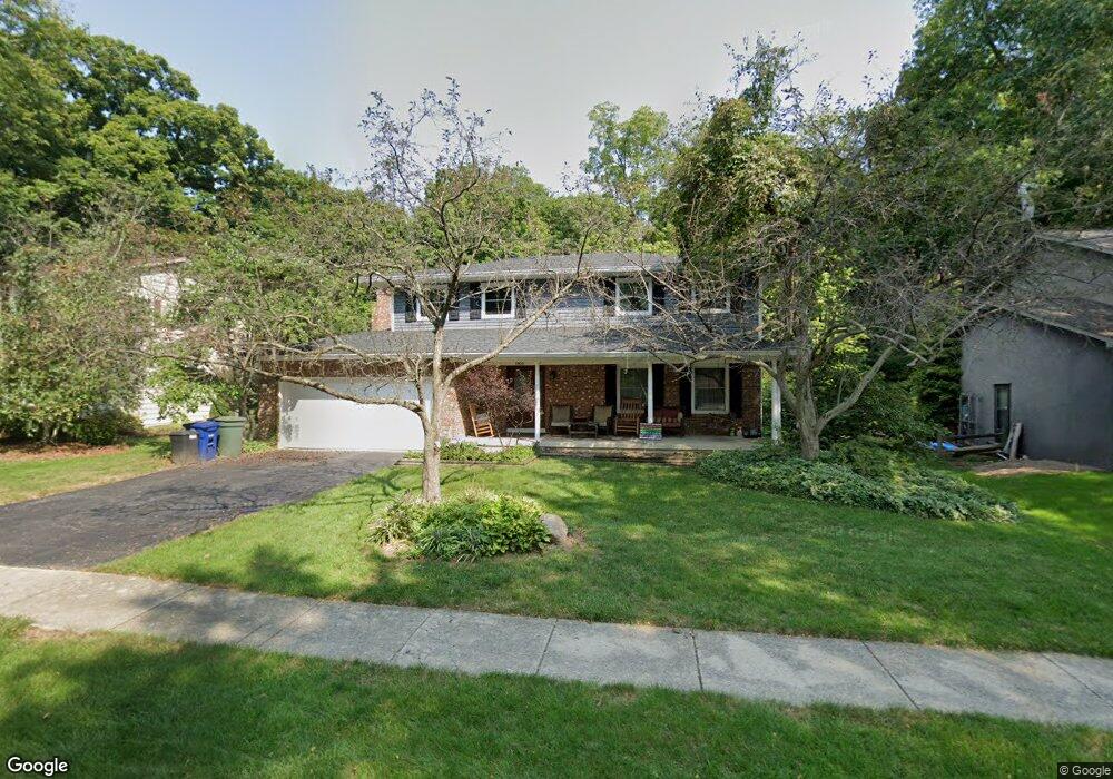 1816 Red Fern Dr, Columbus, OH 43229 - photo 1