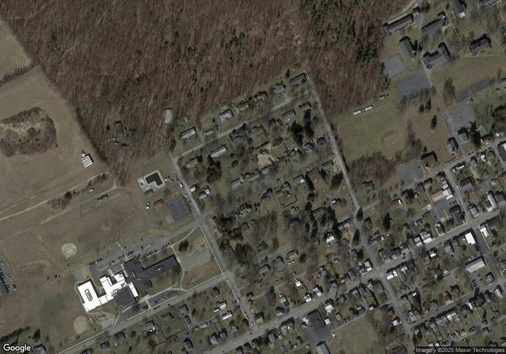 214 Maple Ln, New Bloomfield, PA 17068 - photo 1