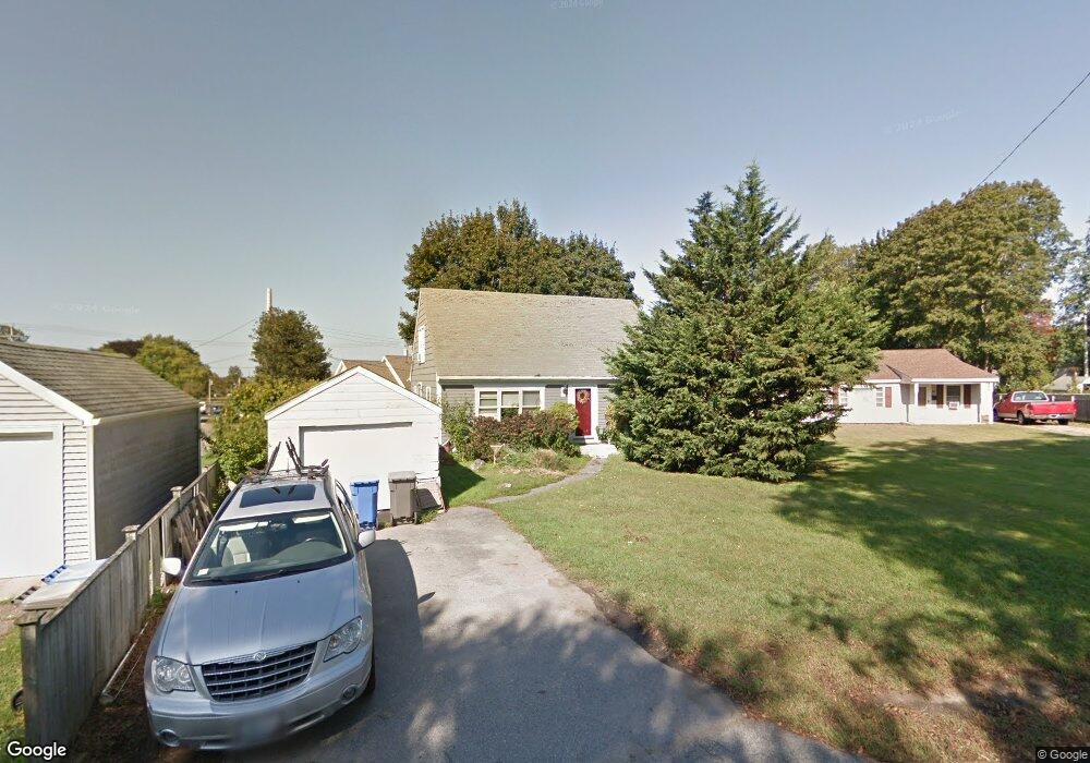 12 Dudley Ave N, Middletown, RI 02842 - photo 1