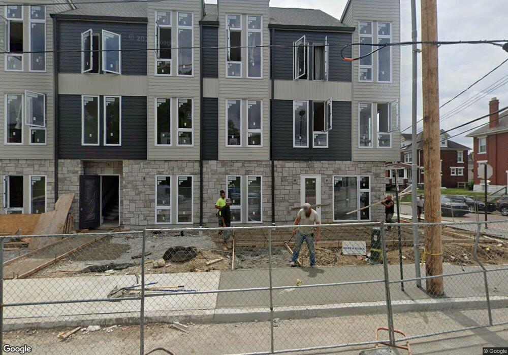 127 E Woodruff Ave, Columbus, OH 43201 - photo 1